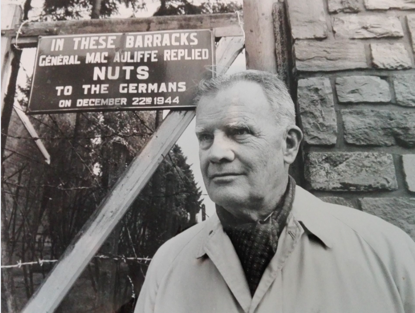 NUTS to the Germans” – Bataille des Ardennes – Image 2